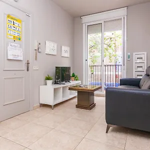 stay-u-nique-modern-apartment-close-to-parc-espanya.catalonia-hotels.com/