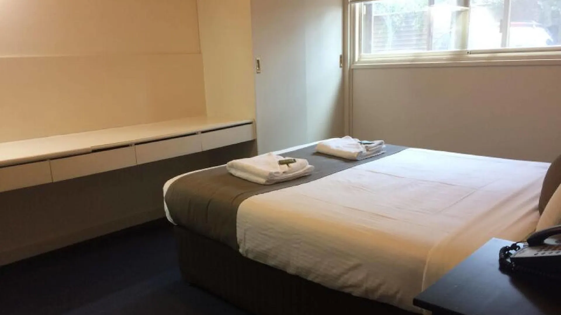 Comfort Hotel Adelaide Meridien North Adelaide 3*,